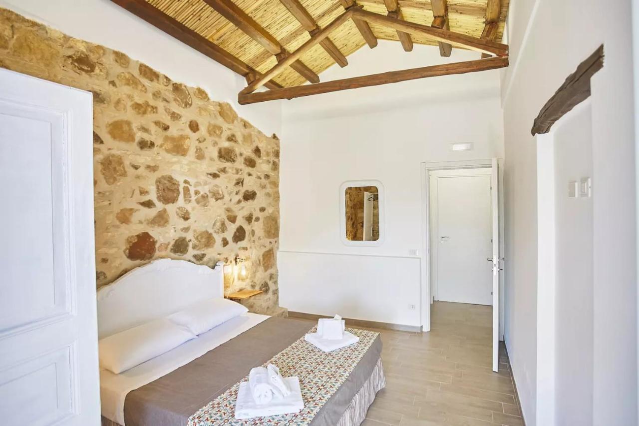 Casale Sammartano Apartments Ummari Esterno foto